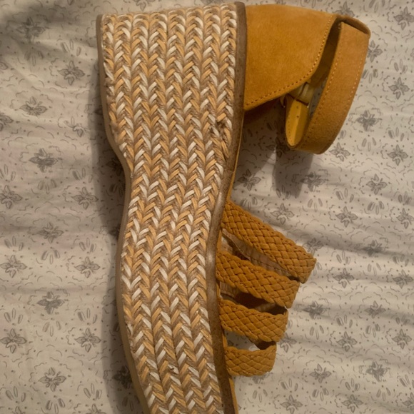 Wedges - Picture 2 of 2